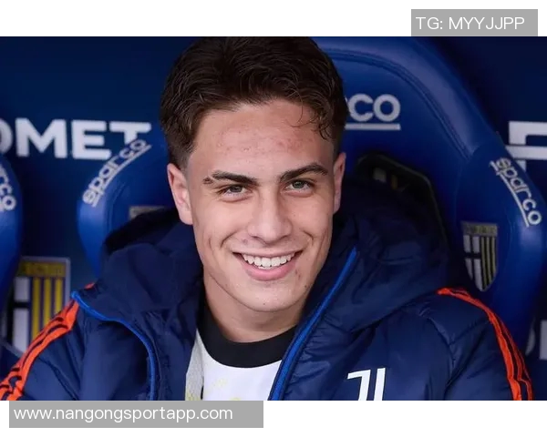 身价7500万的伊尔迪兹转会谈判门德斯与利物浦展开会谈