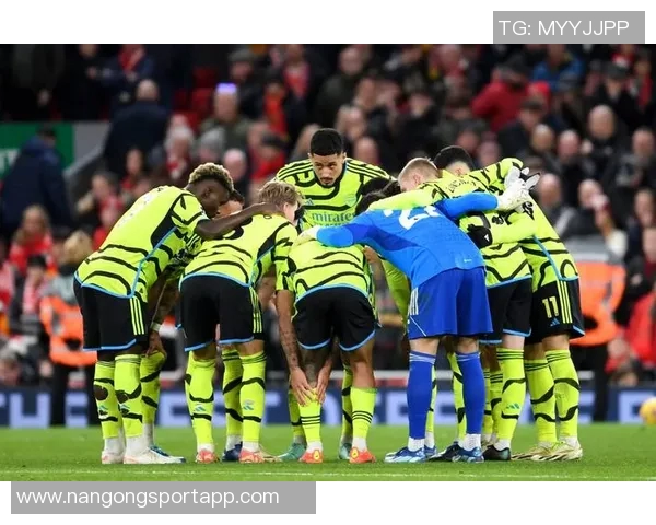 乌尔比希禁区外手球争议德足协解释手臂自然状态未出牌原因