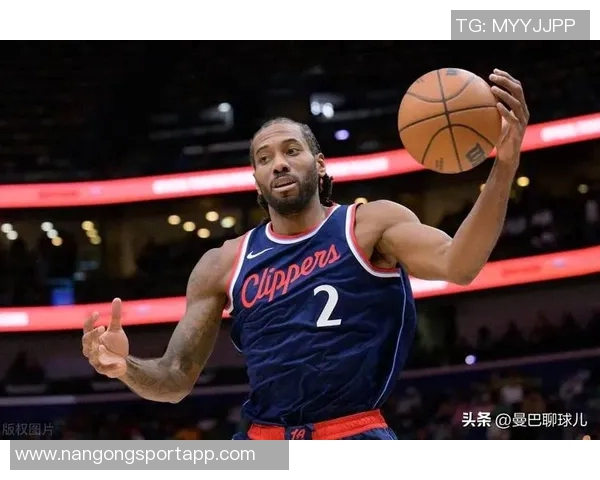 锡安复出表现抢眼半场8投4中罚球3中4轻松拿下11分